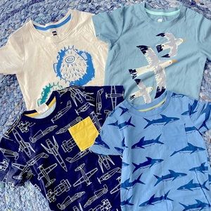 Tea and Hannah 4 pack tshirt EUC